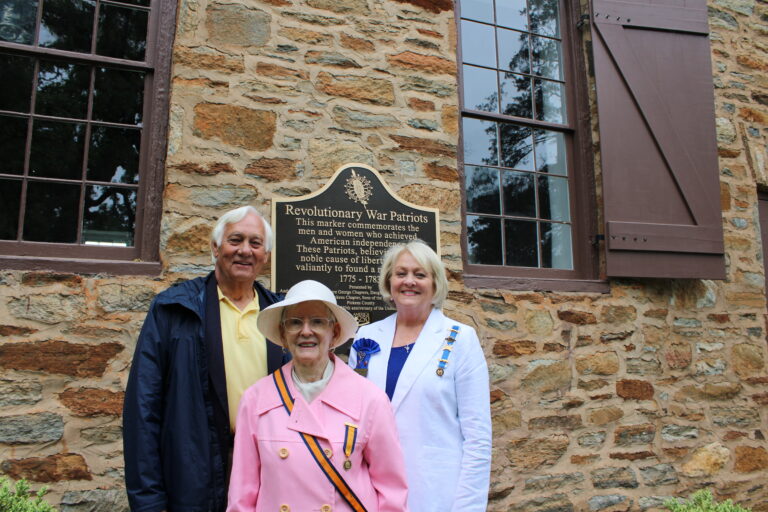 Descendants of General Andrew Pickens present at the ceremony: Harry Mays (SAR, General Andrew Pickens Chapter), Lucy Willis (Sons and Daughters of the Pilgrims, Alabama branch), Dianne Mays Crooks (DAR, Fort Prince George Chapter). (Photo by Karen Brewer, The Pickens County Chronicle)