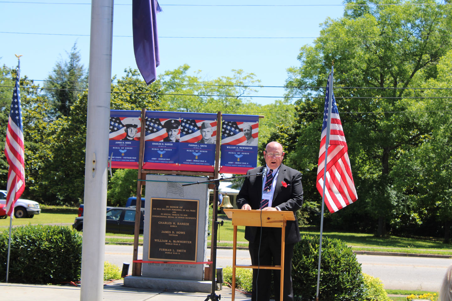 Chaplain Mike Shannon speaks at Six Mile's Memorial Day service