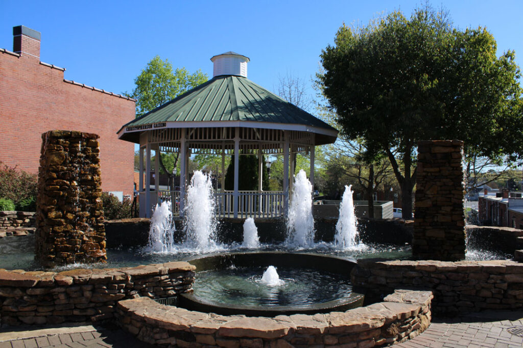 Christopherson gazebo and fountain, downtown Easley (Photo by Karen Brewer, The Pickens County Chronicle)