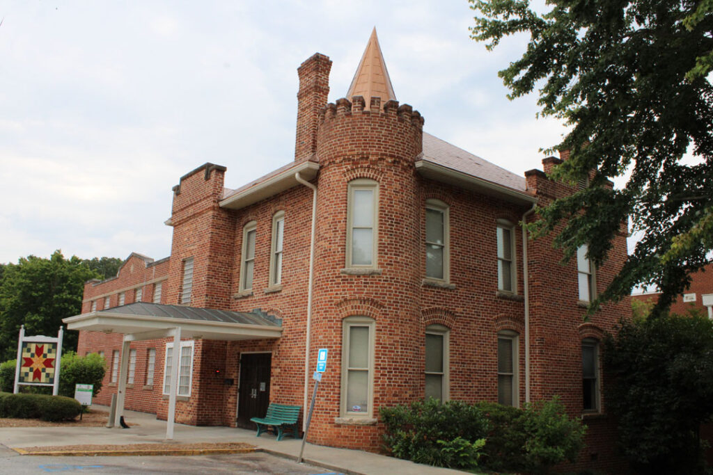 Pickens County Museum of Art and History, Pickens (Photo by Karen Brewer, The Pickens County Chronicle)