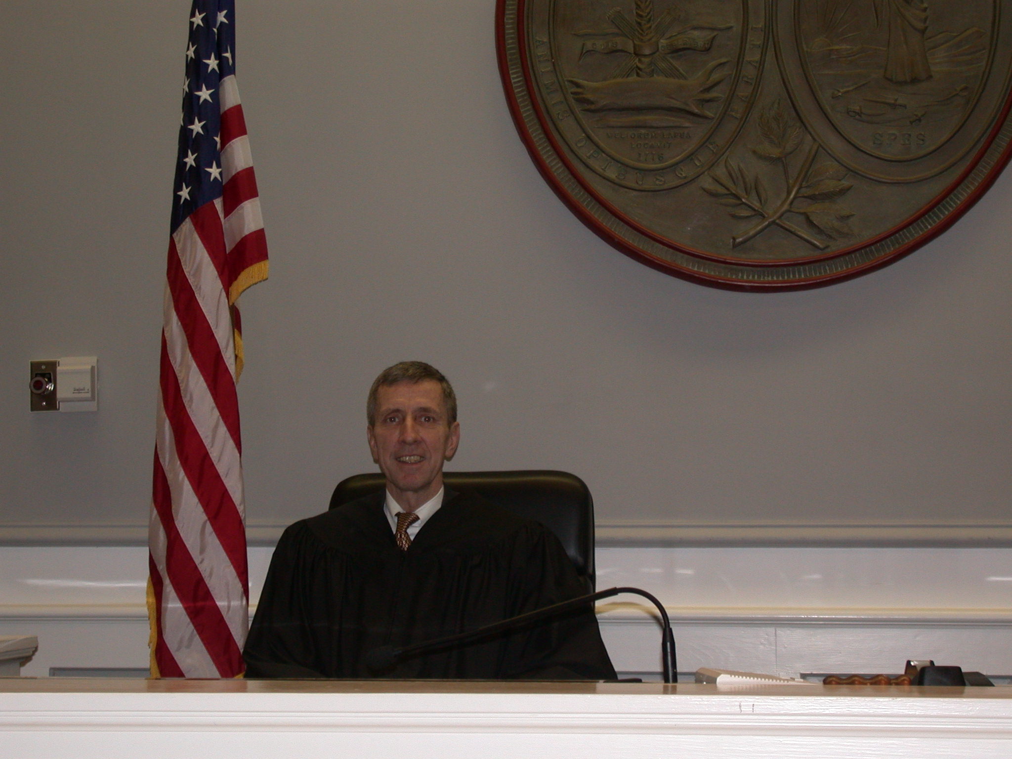 2 - Eddie Welmaker sworn in as judge February 27, 2004 038