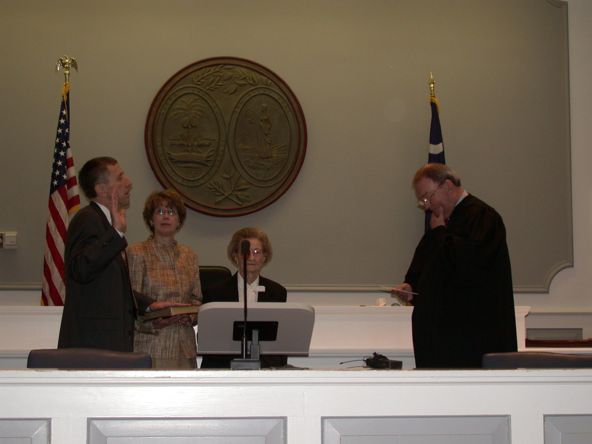 Eddie Welmaker sworn in as judge February 27, 2004 009
