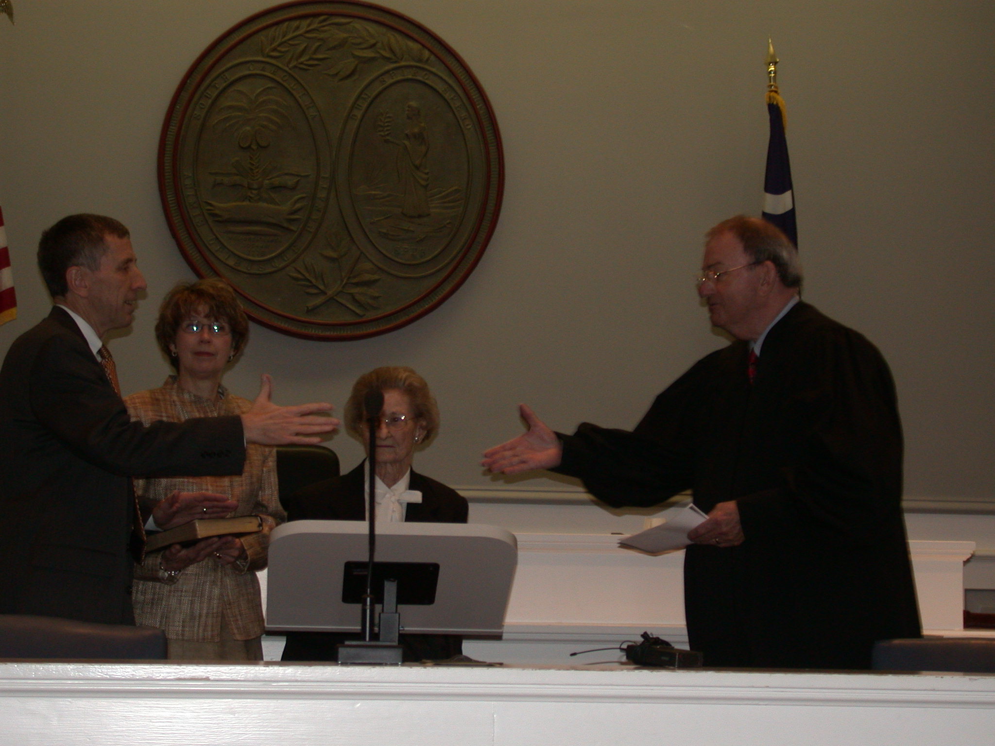 Eddie Welmaker sworn in as judge February 27, 2004 012