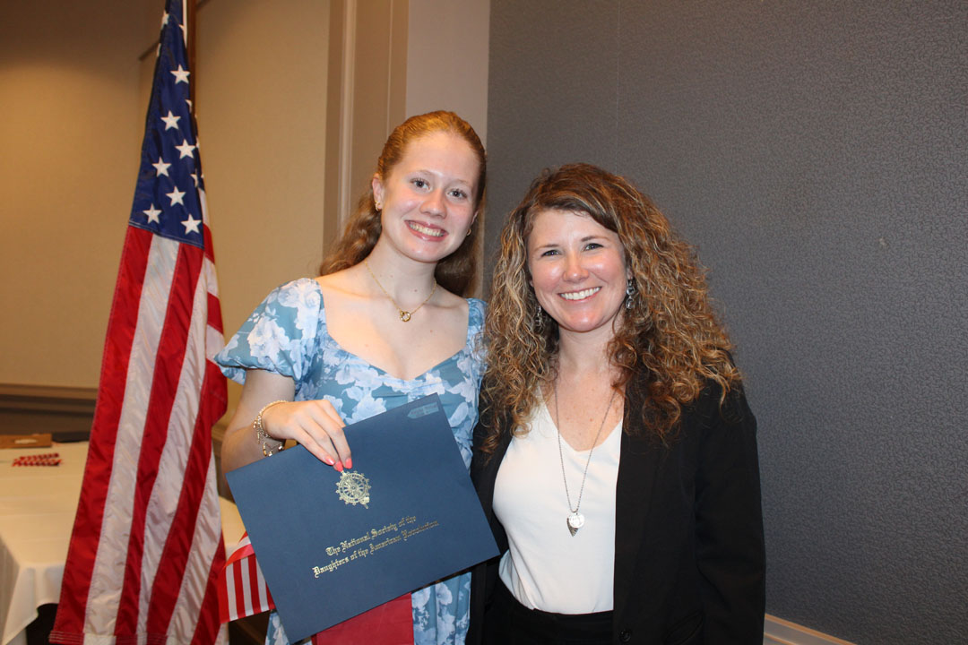 Kaylen Threatt with her teacher, Kelsey Porter (Photo by Karen Brewer, The Pickens County Chronicle)