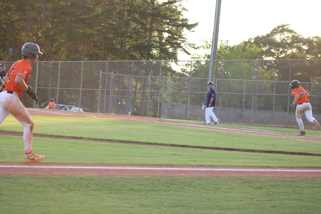 #2 Lee Turnipseed and #31 Zach Jochimsen