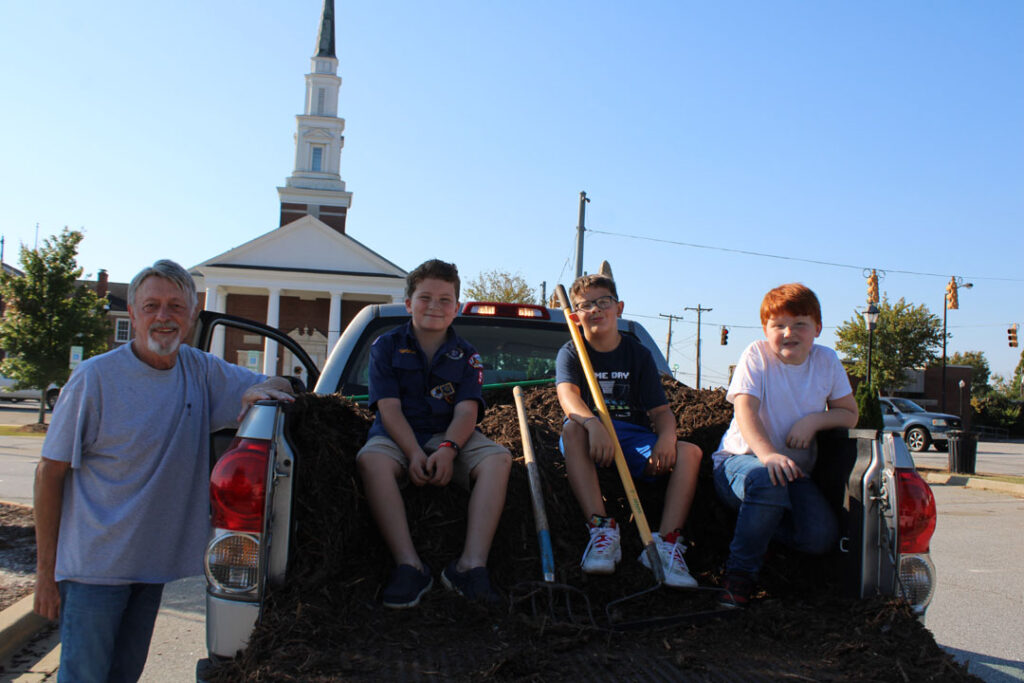 Wayne Kelley with Cub Scouts