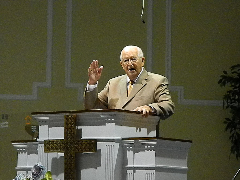 Jack preaching at Powdersville First Baptist Church on August 2, 2015 (Photo by Karen Brewer)